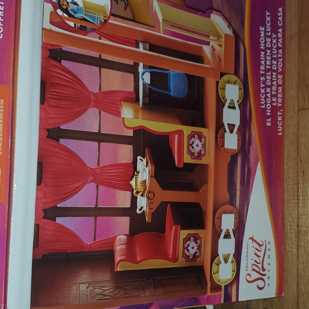Dreamworks Spirit Untamed Lucky's Train Home - Red and Orange